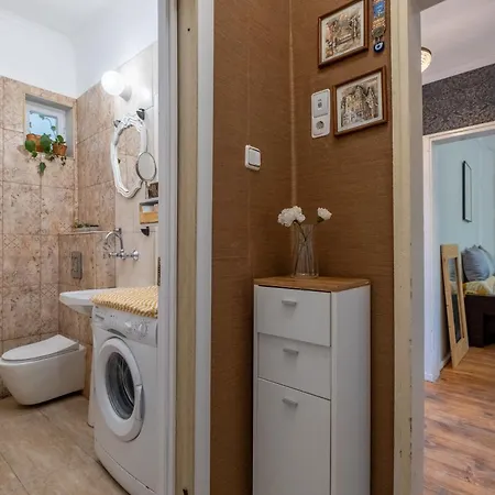 Handcrafted Apartment-25 Min Walk To Center-free Street Parking * Sofia
