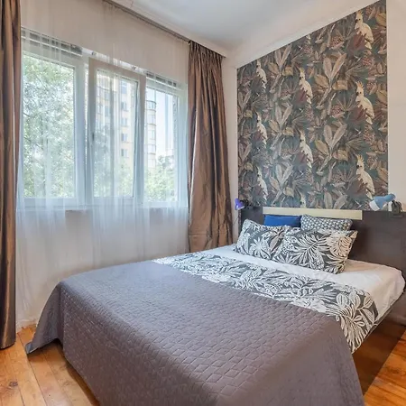 Handcrafted Apartment-25 Min Walk To Center-free Street Parking * Sofia