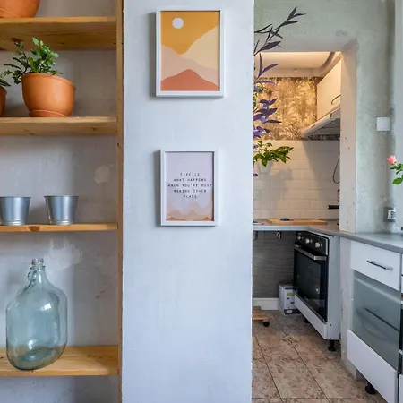 Handcrafted Apartment-25 Min Walk To Center-free Street Parking Apartment Sofia